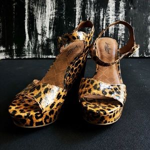 Lucky Brand Lindey Luxe Leopard Cheetah Wedges 9
